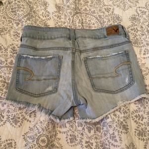 🇺🇸🦅 American Eagle Outfitters Stretch Jean Shorts Midi Size 4 Distressed 🇺🇸